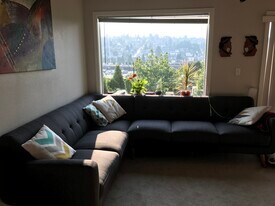 3420 15th Ave W Unit 204, Unit Urban Terrace in Seattle, WA - Building Photo
