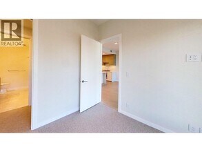 2186 Gilmore Ave in Burnaby, BC - Building Photo - Building Photo