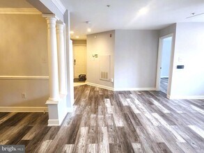 6832 Hayley Ridge Way in Baltimore, MD - Building Photo - Building Photo