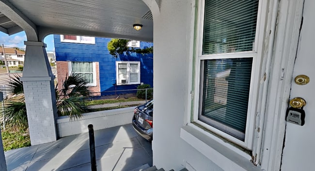 115 S Grandview Ave in Daytona Beach, FL - Building Photo - Building Photo