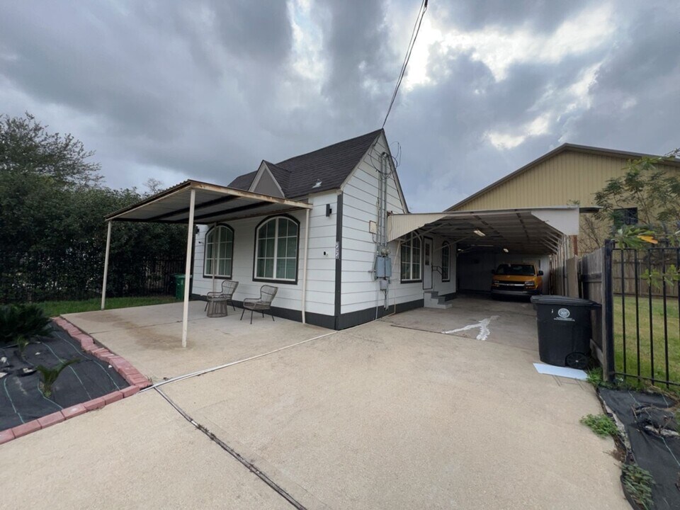 3426 Tampa St in Houston, TX - Building Photo
