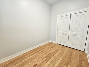 1415 W Erie St, Unit 1R in Chicago, IL - Foto de edificio - Building Photo