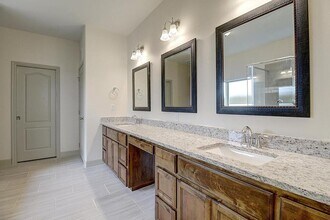 2205 Crystal Bay Dr. in Corpus Christi, TX - Building Photo - Building Photo