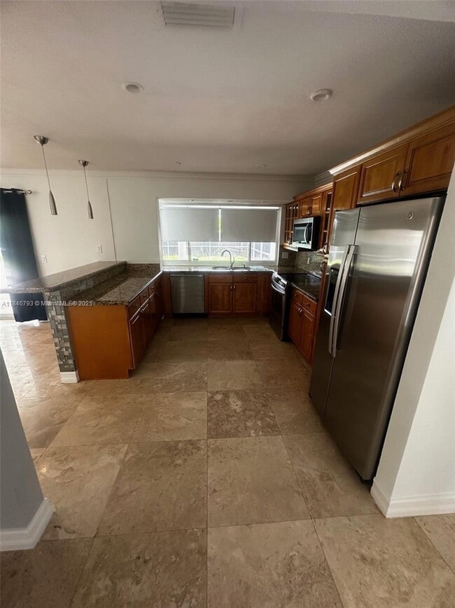 5200 Adams St in Hollywood, FL - Building Photo - Building Photo