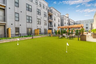 Lusso in Columbus, OH - Building Photo - Building Photo