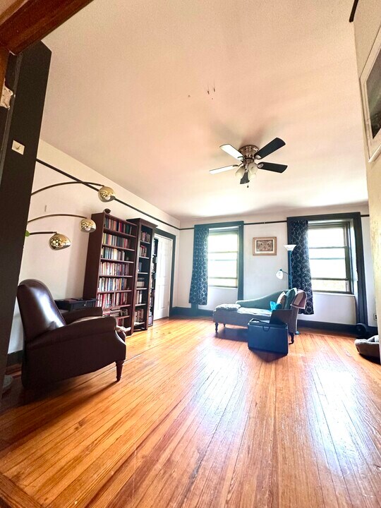 110 2nd Pl in Brooklyn, NY - Building Photo
