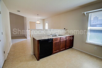 10525 Granada Dr in Waco, TX - Building Photo - Building Photo