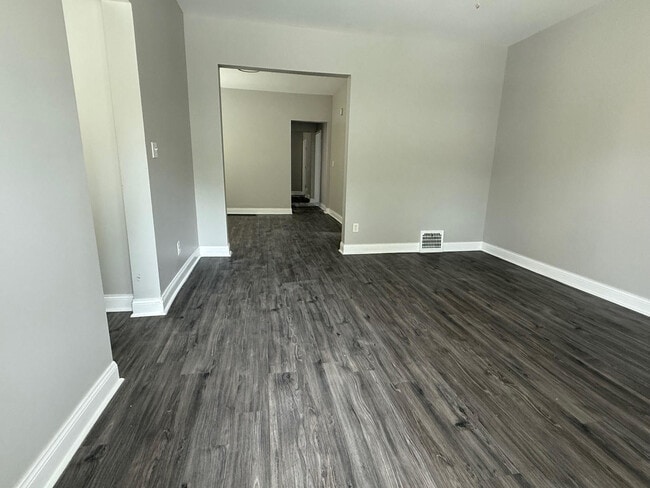 7436 S Langley Ave in Chicago, IL - Building Photo - Building Photo