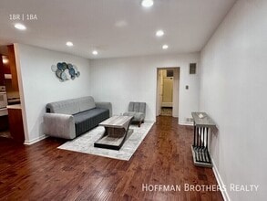 1417 Cardiff Ave in Los Angeles, CA - Foto de edificio - Building Photo