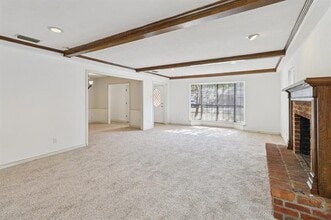 6928 Walling Ln in Dallas, TX - Building Photo - Building Photo