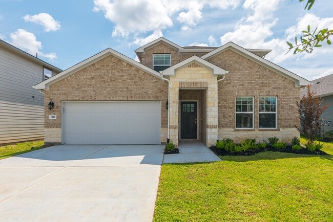 property at 1527 King Rnch Rd