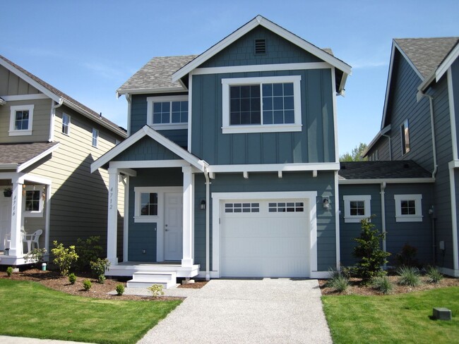 property at 4712 Parker St