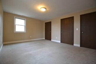 2 General Greene Ave, Unit 3 in Natick, MA - Building Photo - Building Photo