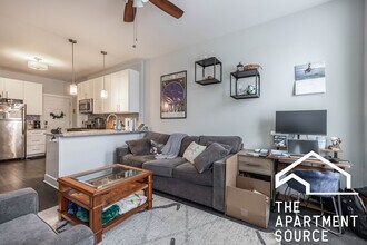 1433 N Cleaver St, Unit 2F in Chicago, IL - Foto de edificio - Building Photo