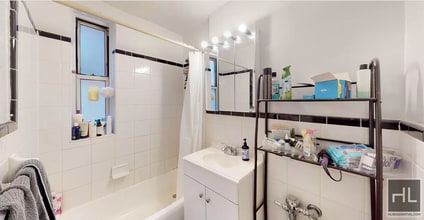 East 58th Street in New York, NY - Building Photo - Building Photo