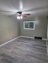 748 Little Deer Creek Valley Rd in Russellton, PA - Building Photo