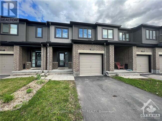 153 Bandelier Way in Ottawa, ON - Building Photo - Building Photo