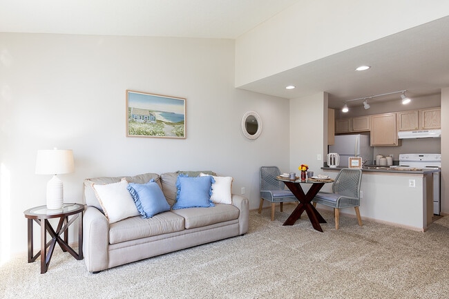 Glenchester Lakes in Galloway, OH - Building Photo - Building Photo