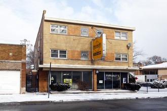 3030 E. 79th Street in Chicago, IL - Foto de edificio - Building Photo