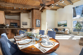 800 S Monarch St in Aspen, CO - Building Photo - Building Photo