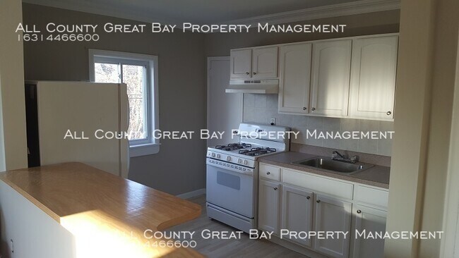 property at 60 Cedar Ct