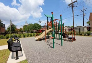 Magnolia Ridge Apartments in Metairie, LA - Foto de edificio - Building Photo