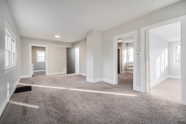 495 Massillon Rd in Akron, OH - Building Photo - Building Photo