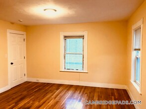 5-7 Blake St., Unit 5 in Cambridge, MA - Building Photo - Building Photo