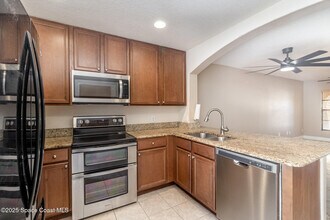 1200 Luminary Cir in Melbourne, FL - Building Photo - Building Photo