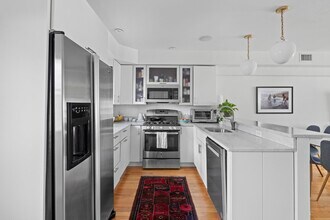 33 Middle St, Unit 2 in Boston, MA - Building Photo - Building Photo