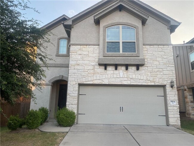 9504 Hunter Ln in Austin, TX - Building Photo - Building Photo