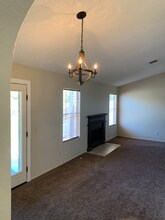 190 S Hazelton Dr in Chandler, AZ - Foto de edificio - Building Photo