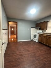 9705 Winkler Dr in St. Louis, MO - Building Photo - Building Photo