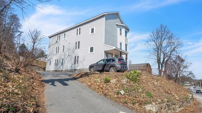 property at 1442 Main St