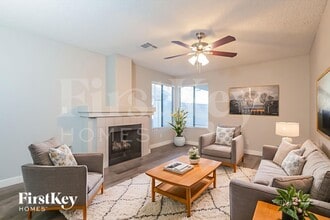2017 Waverly Cir, Unit 1629-B in Henderson, NV - Building Photo - Building Photo