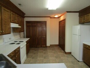 1045 Cutleaf Dr in Sumter, SC - Building Photo - Building Photo