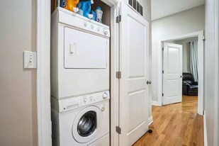 3935 S Wells St, Unit 1 in Chicago, IL - Building Photo