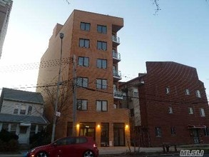 3112 Union St in Flushing, NY - Building Photo - Building Photo