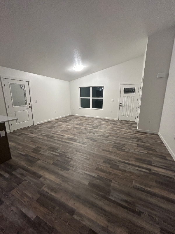6782 W Lilly Pad Cir in Wasilla, AK - Foto de edificio - Building Photo
