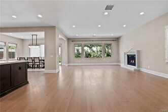 77 Rockinghorse in Irvine, CA - Building Photo - Building Photo