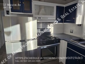 37 Mason Ave in Portsmouth, RI - Building Photo - Building Photo