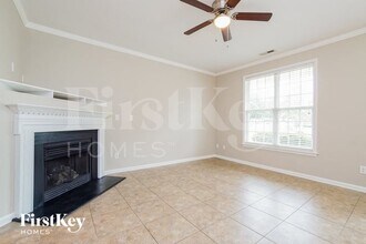 201 Marino Pl in Clayton, NC - Foto de edificio - Building Photo