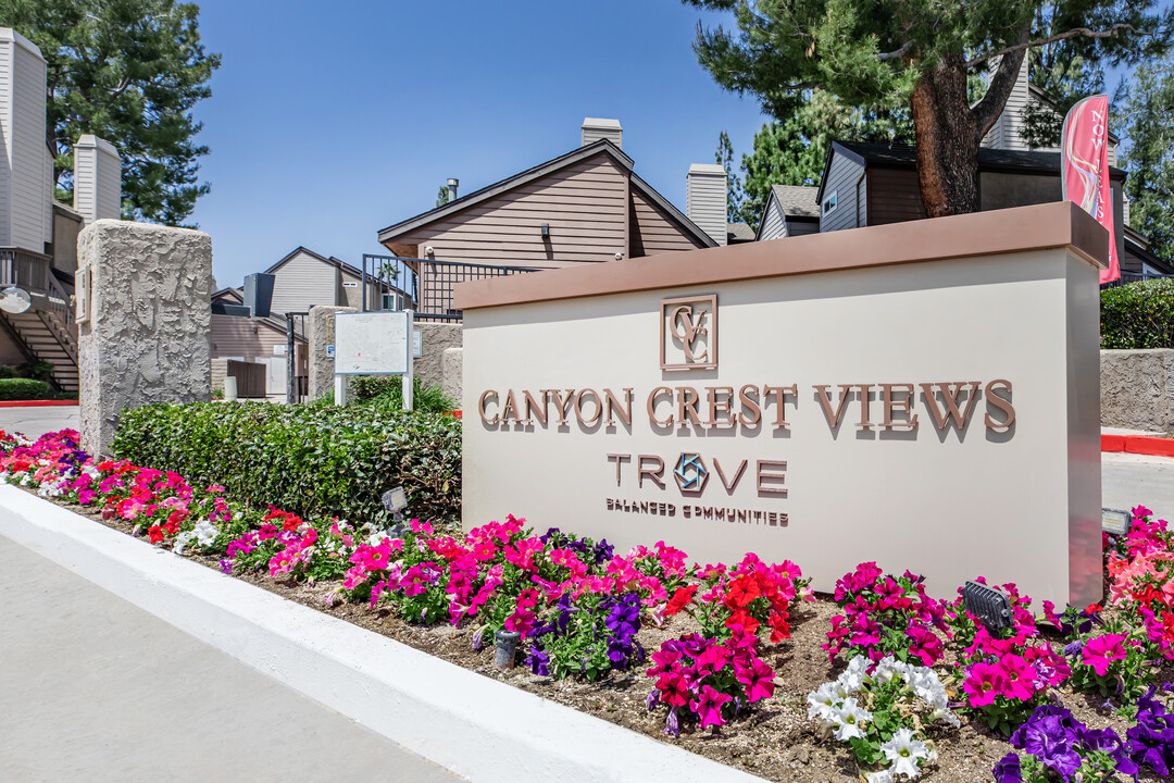 Canyon Crest Views Apartments in Riverside, CA - Foto de edificio