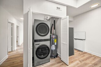 Old Town Heights in Winston-Salem, NC - Foto de edificio - Building Photo