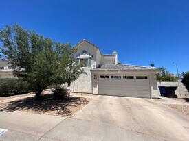 3402 W Frankfurt Dr in Chandler, AZ - Building Photo