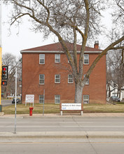 1688 Arona Ave in Falcon Heights, MN - Building Photo - Building Photo