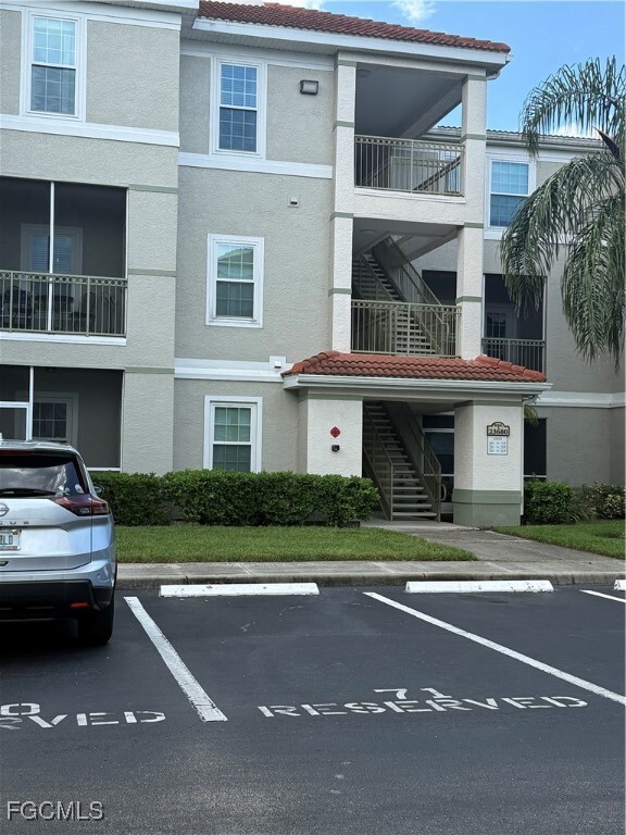 23680 Walden Center Dr in Bonita Springs, FL - Building Photo - Building Photo