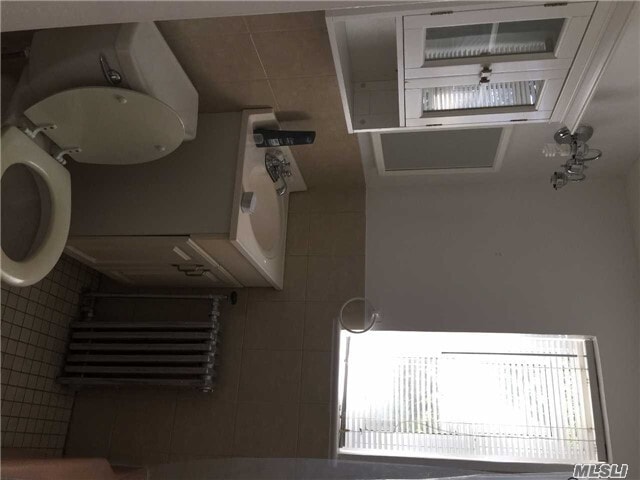 37 Spruce St-Unit -1 in Great Neck, NY - Building Photo - Building Photo