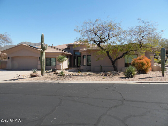 10694 E Firethorn Dr in Scottsdale, AZ - Building Photo - Building Photo