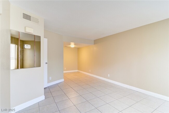 3791 Shirebrook Dr in Las Vegas, NV - Building Photo - Building Photo